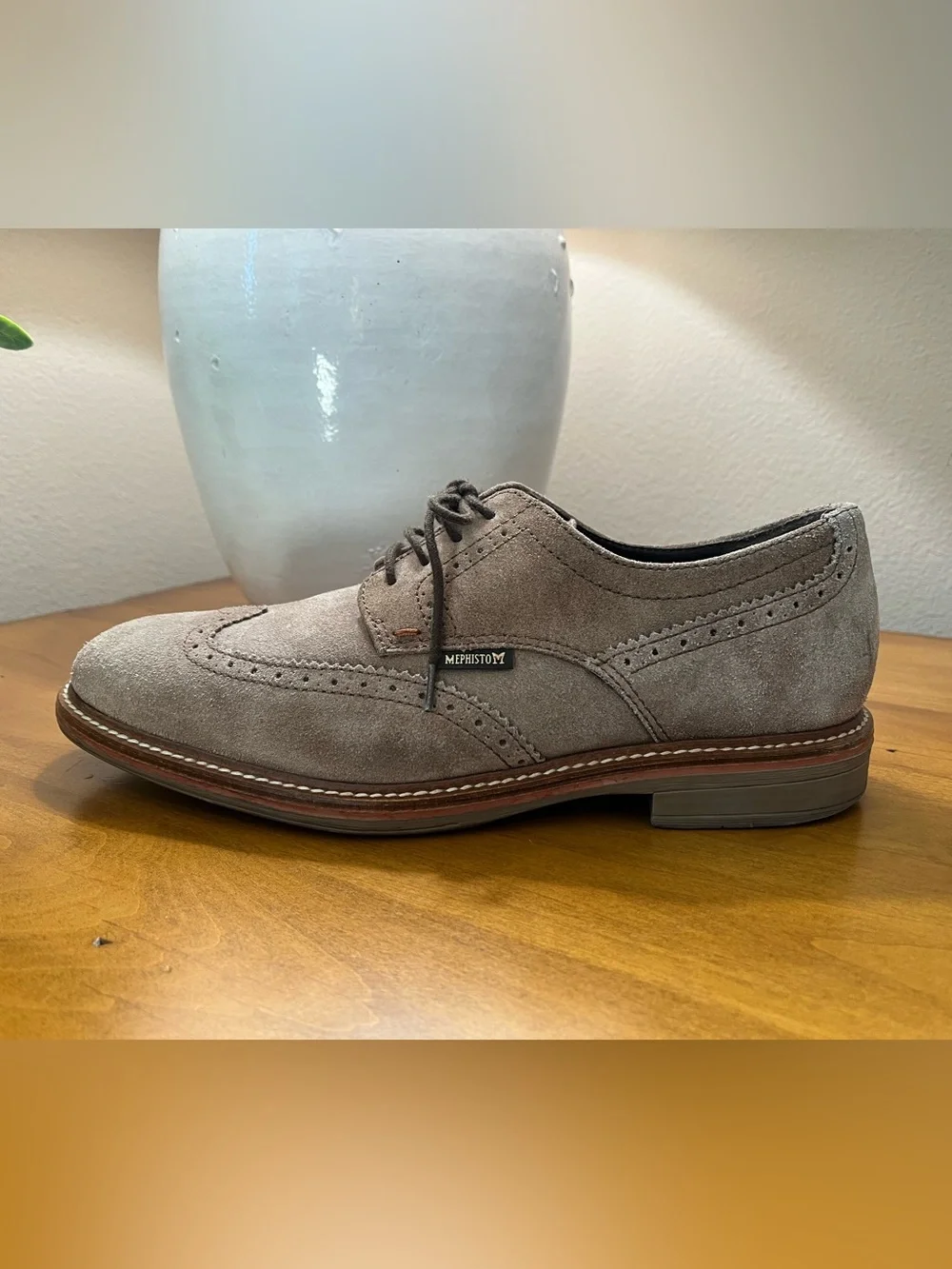 Mephisto Air-Jet Taupe Grey Brown Suede Wingtip Brogue Oxfords •  Size 9 • EUC
